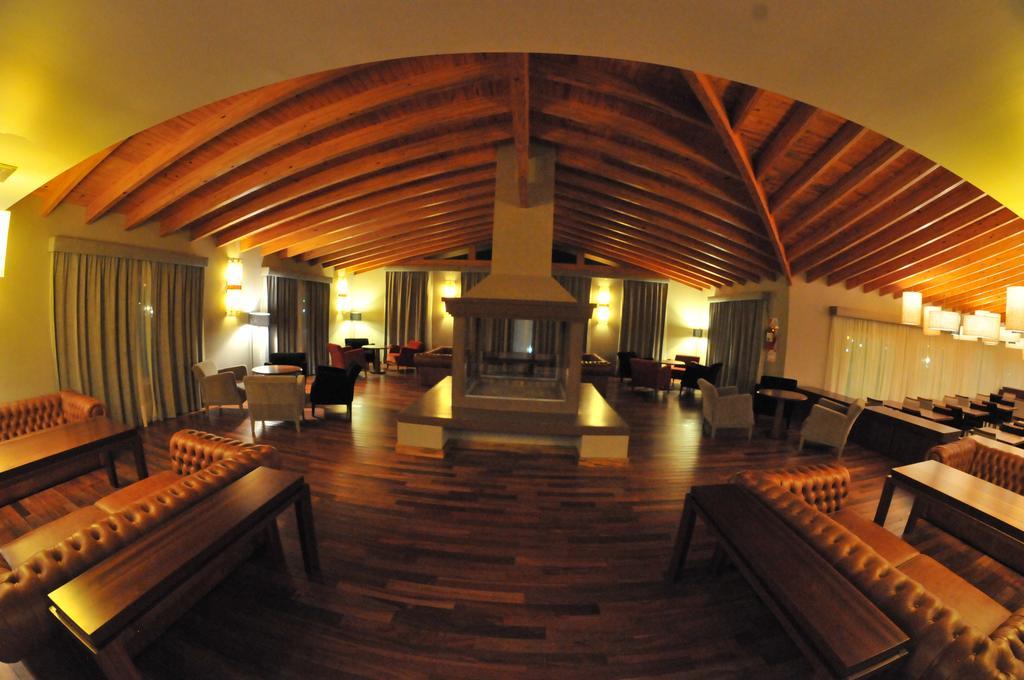 Plaza Huincul Antu Malal Hotel מראה חיצוני תמונה