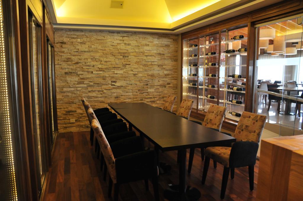 Plaza Huincul Antu Malal Hotel מראה חיצוני תמונה