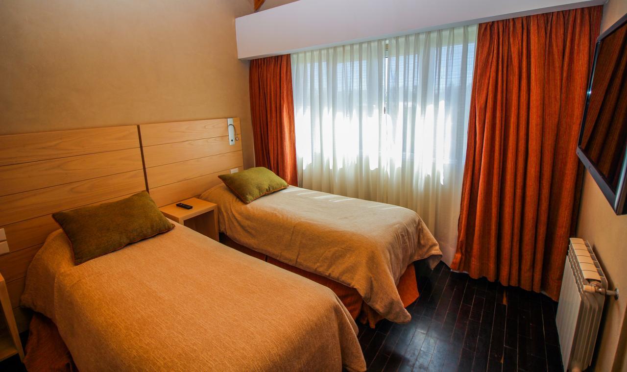 Plaza Huincul Antu Malal Hotel מראה חיצוני תמונה